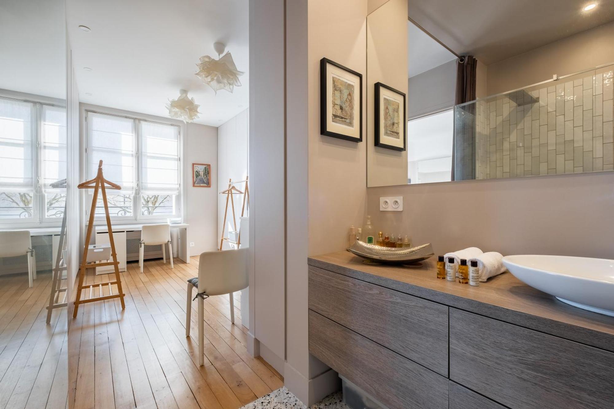 Veeve - Arboreal Maison Apartment